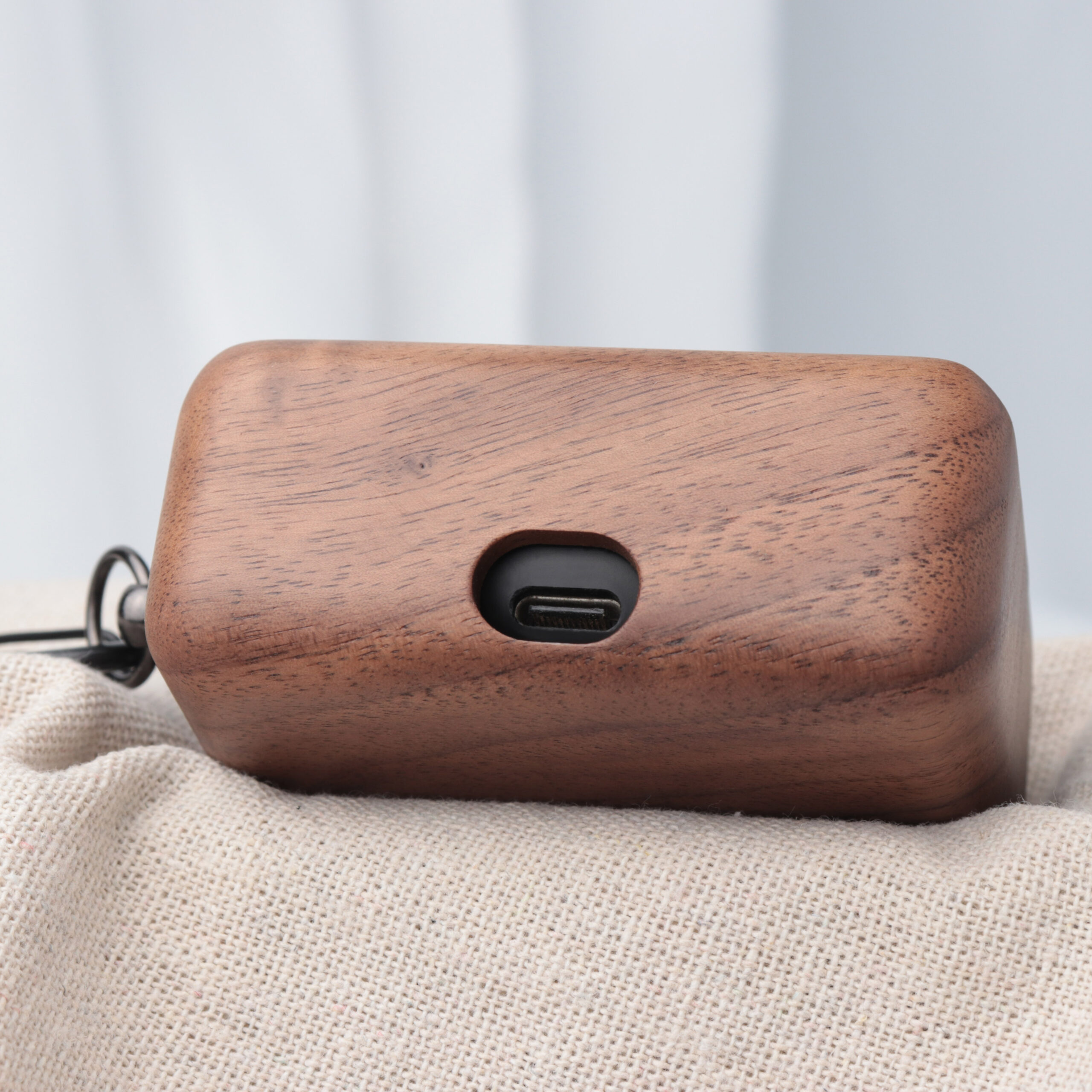 Wooden Bose Ultra Case - Image 4