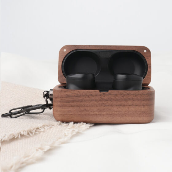 Wooden Technics EAH-AZ80 Case With Carabiner