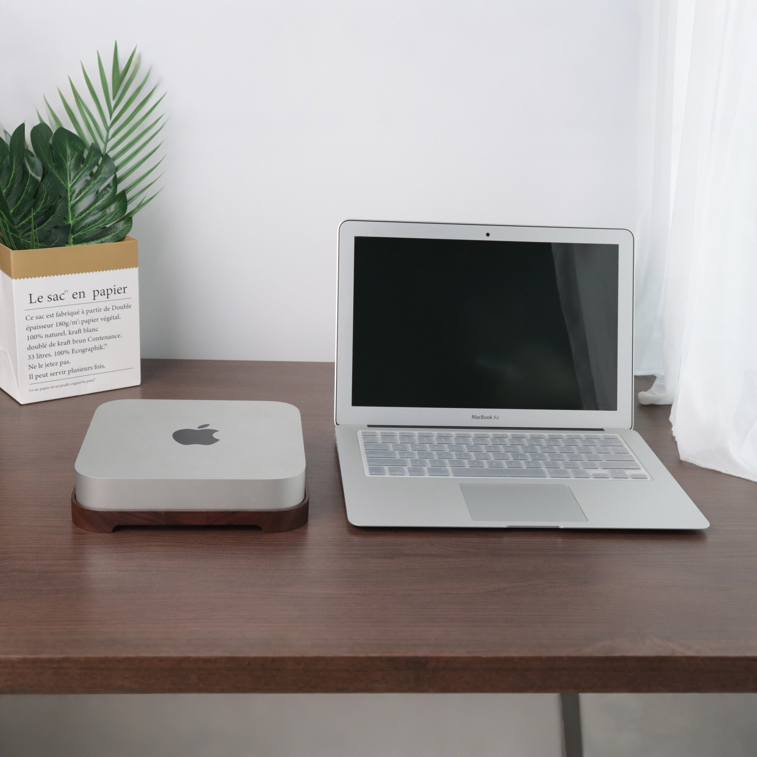 Walnut Tablet Stand for Mac Studio M2 & Mac mini – Solid Wood Computer Riser with Ventilation - Image 7