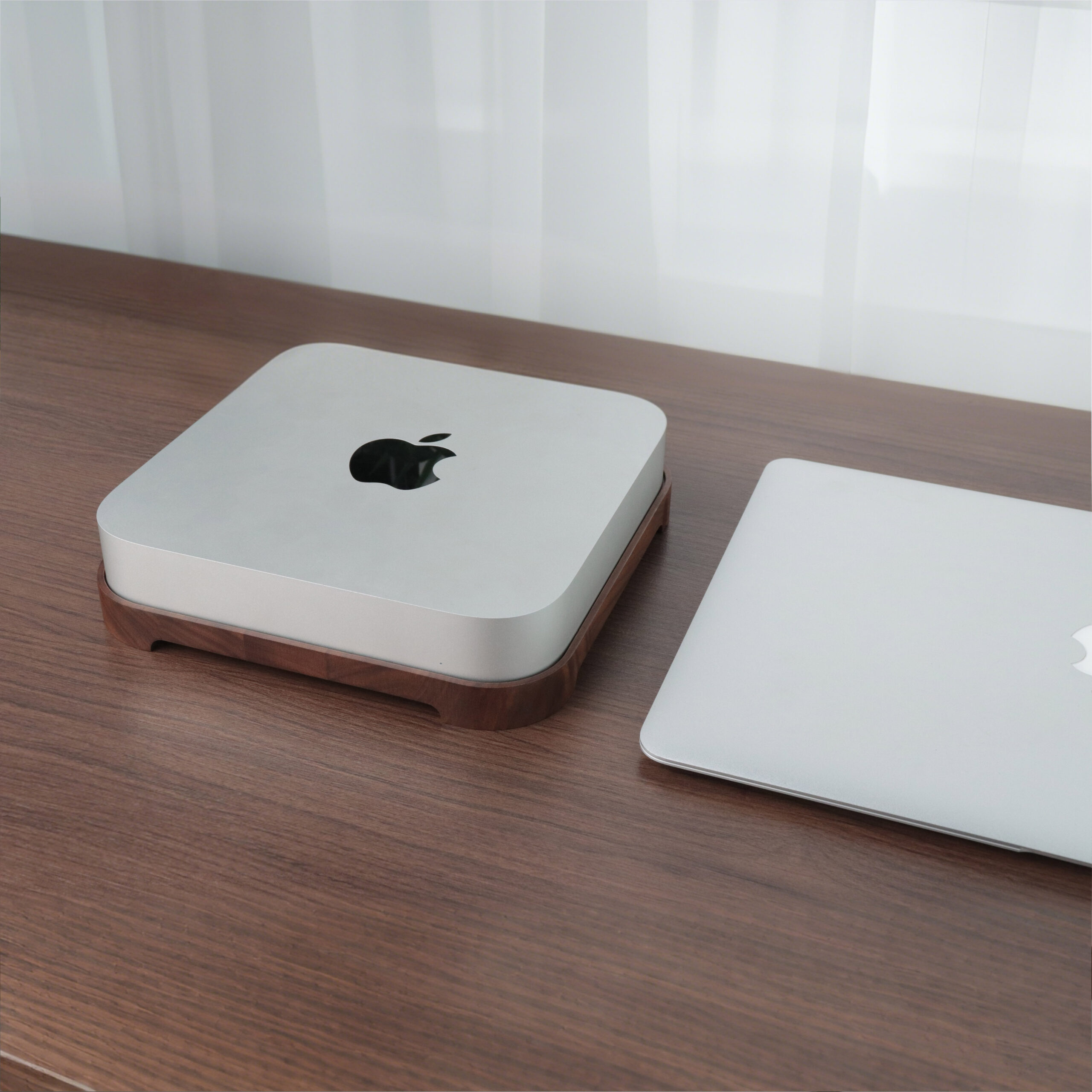 Walnut Tablet Stand for Mac Studio M2 & Mac mini – Solid Wood Computer Riser with Ventilation - Image 8
