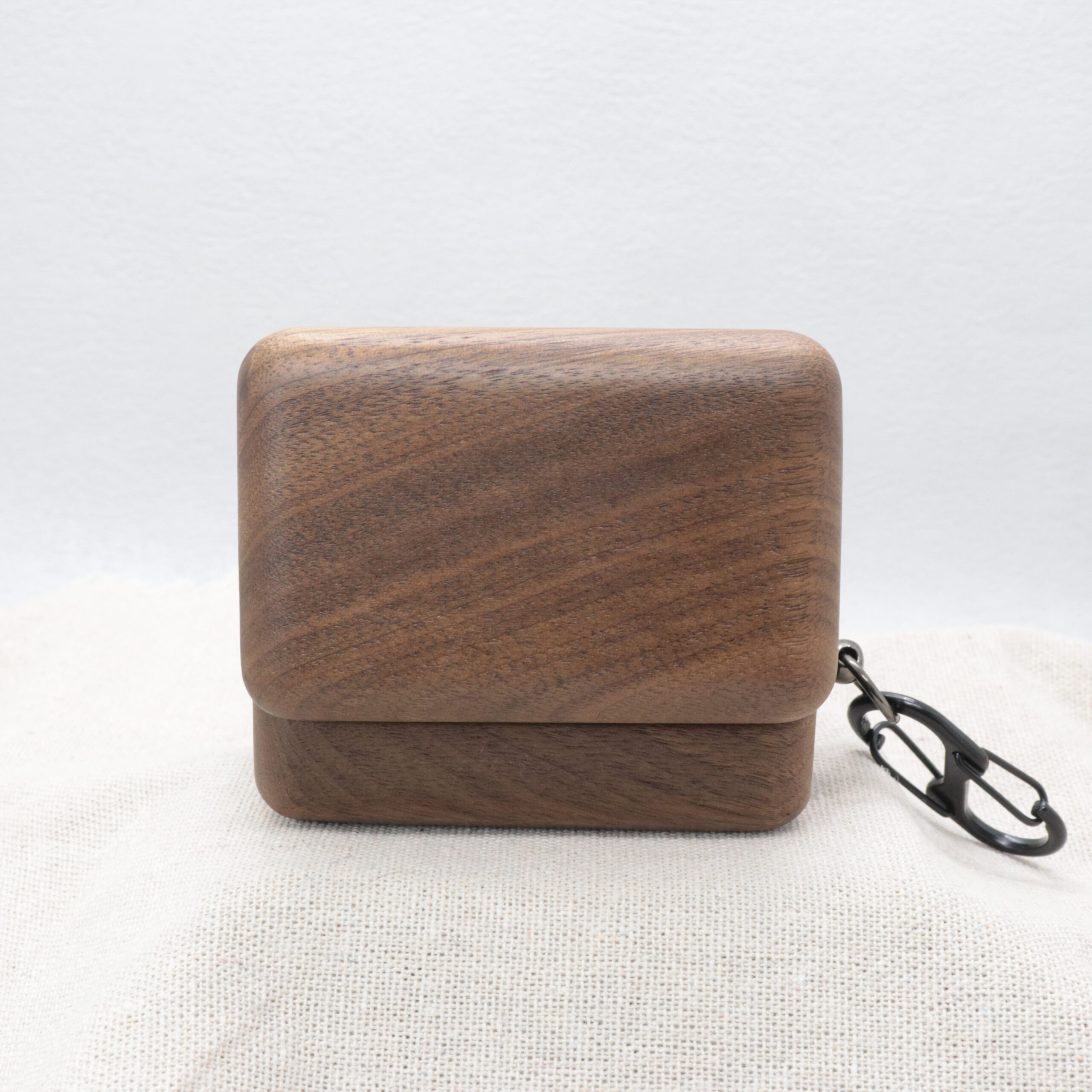 Wooden Sennheiser MOMENTUM 4/3 Wireless Case - Image 7